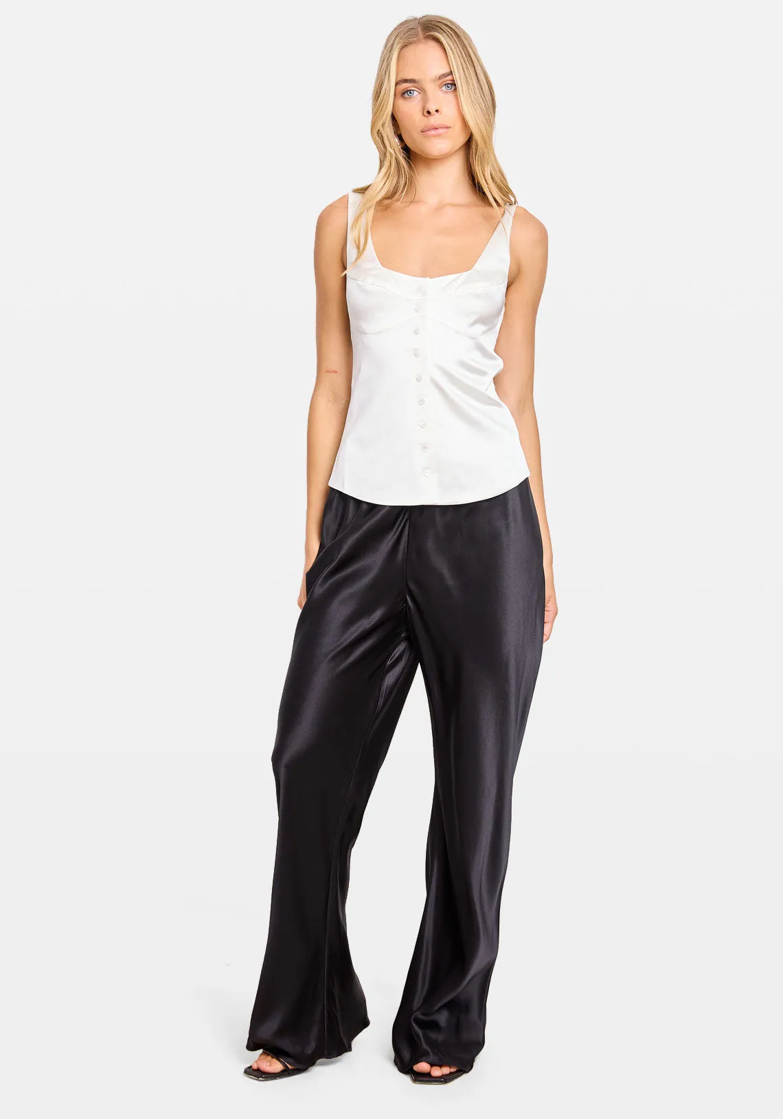 BUTTON DOWN VEST OPTIC WHITE