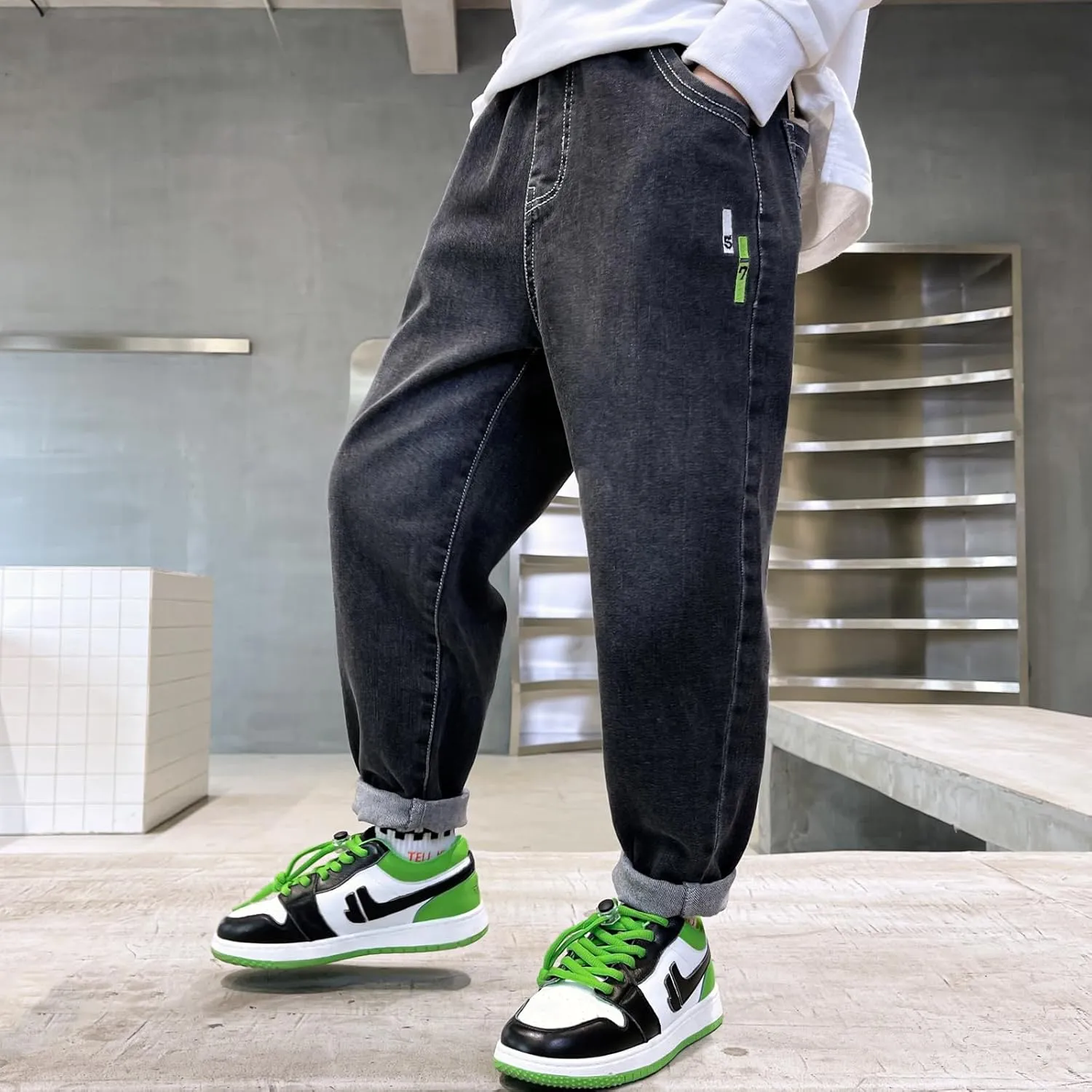 MEILONGER Boys Elastic Waist Jeans Stretch Fashion Denim Pants Size 8,10-12,14-16,18-20