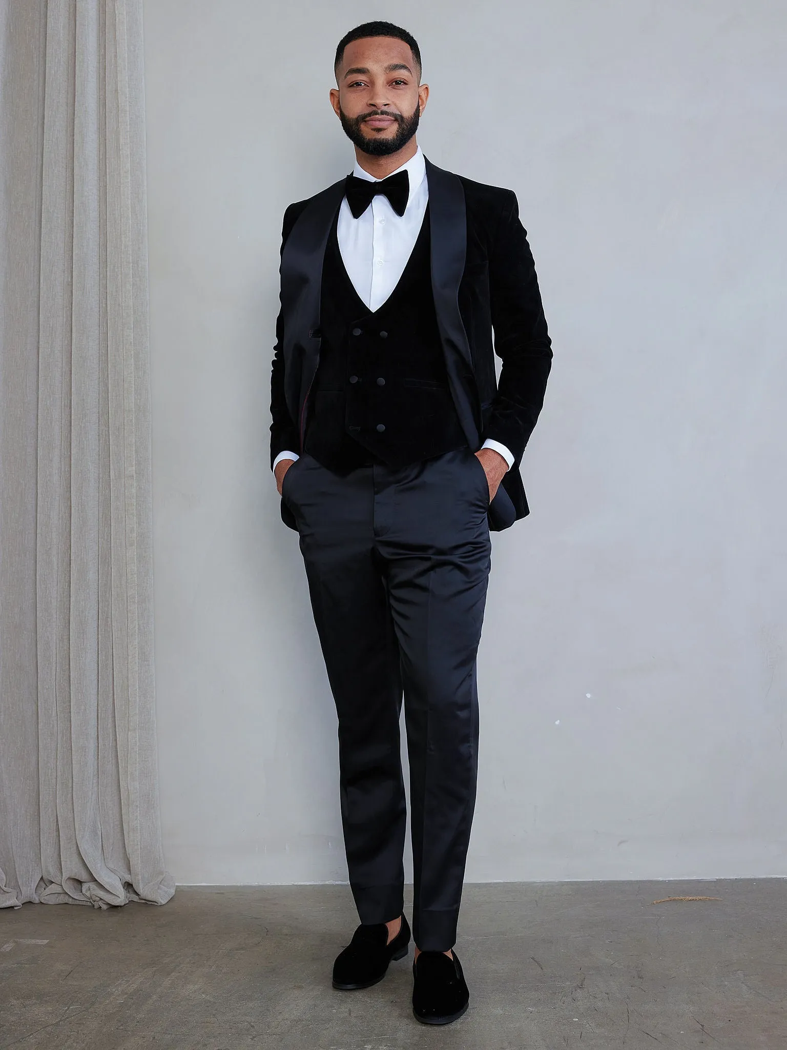 OMC Signature 3-Piece Black Men's Velvet Shawl Lapel Slim Fit Tuxedo Set
